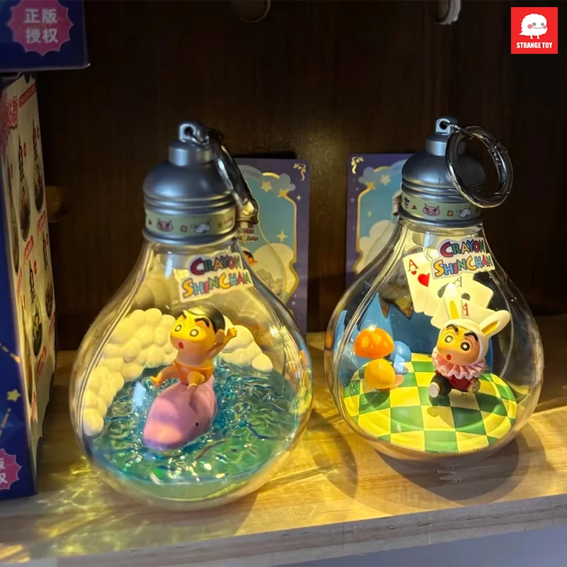 

Crayon Shinchan Fantasy Adventure Light-Up слепая коробка мини-сцена со светодиодной лампочкой Коллекционная фигурка модная игрушка подарок на Хэллоуин