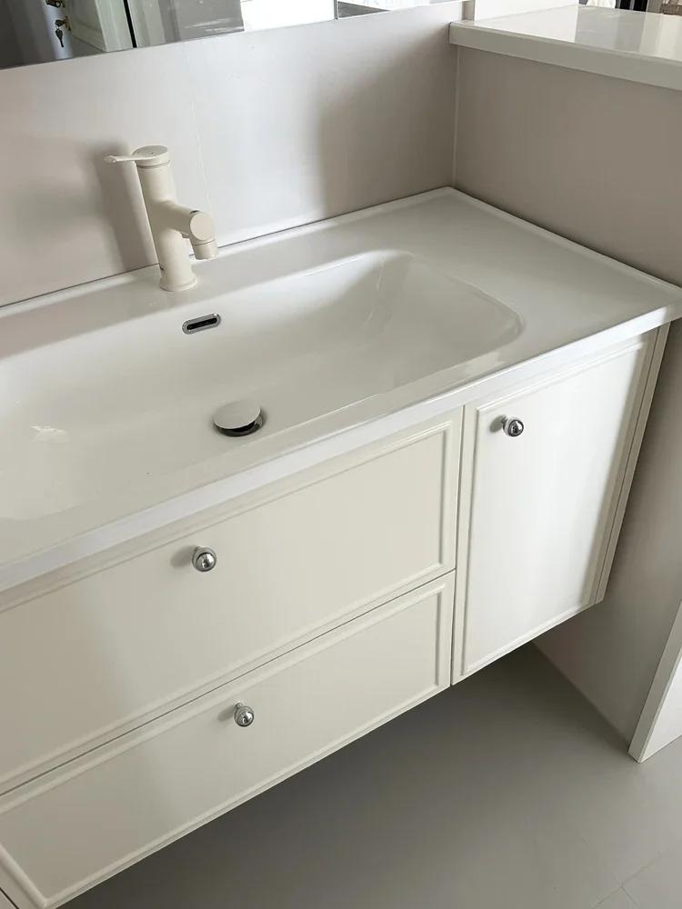 

Light French Cream Wind Oak Paint Bathroom Cabinet Combination Ceramic Integrated Basin