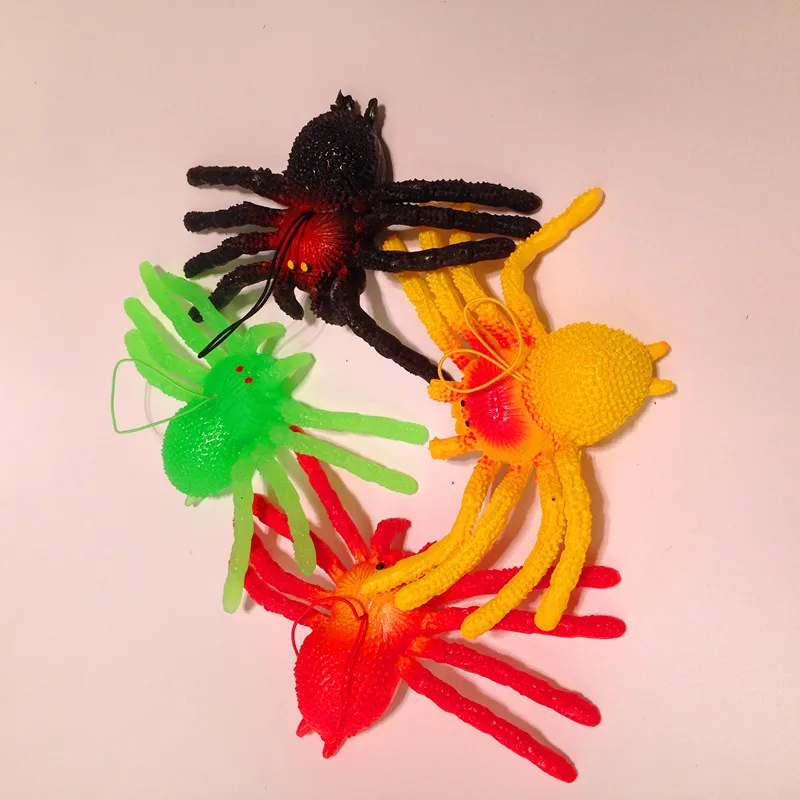 Juguetes cognitivos de araña de goma para niños, juguetes de araña coloridos venenosos, sensación suave, simulación aterradora de Halloween, 1 piezas