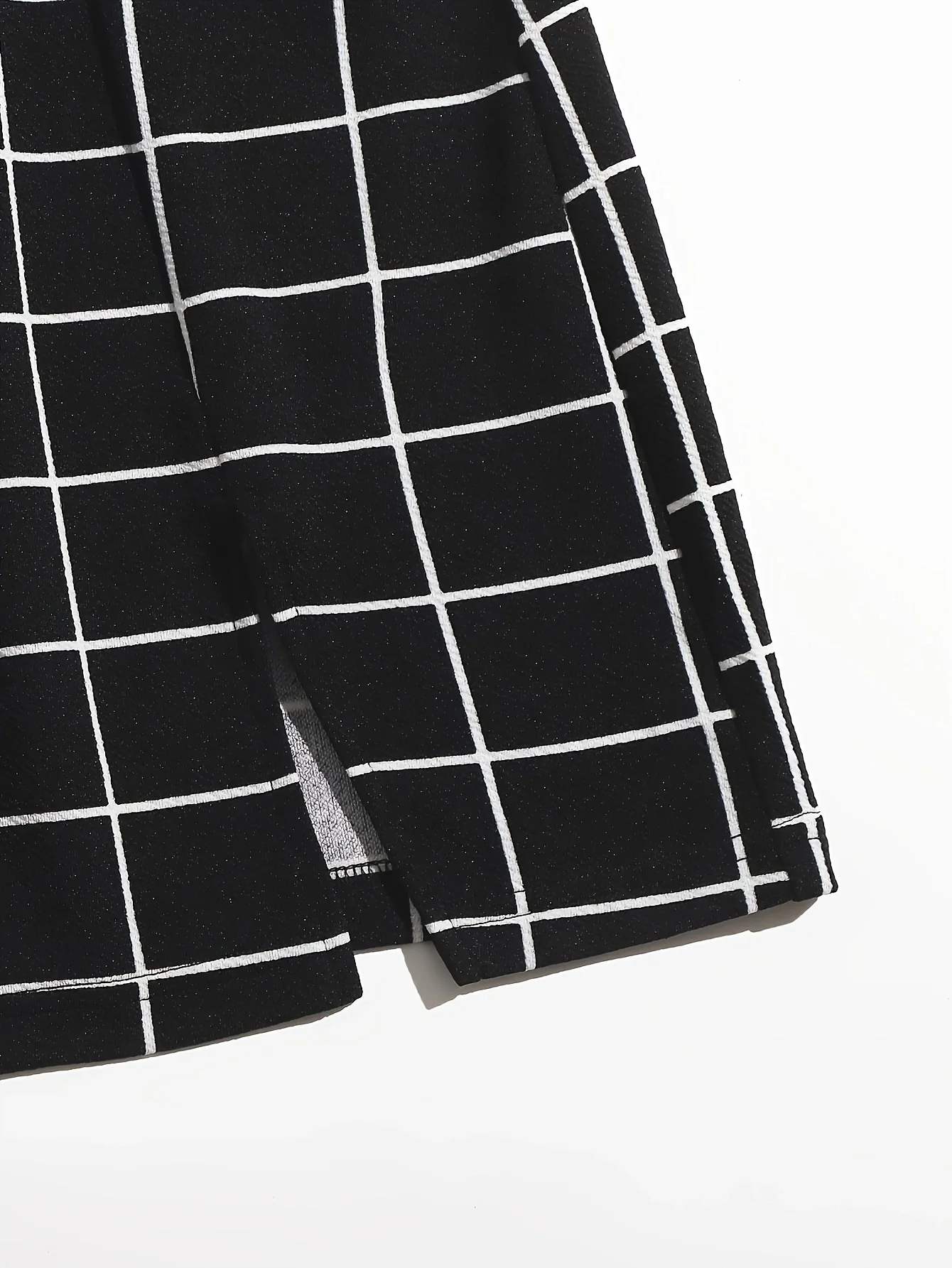 ชุดกระโปรงครึ่งตัวคอเชือกผูกแบบเช็คสำหรับผู้หญิง ดีไซน์หรูหรา มีสไตล์ ทันสมัย และเซ็กซี่