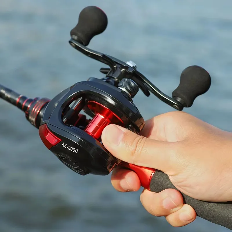 Hot Customized Wheel Baitcasting Reel 2000 Baitcast Casting 8KG Drag Fresh Carp Reel Fishing Pesca Saltwater Sea Fishing Reel