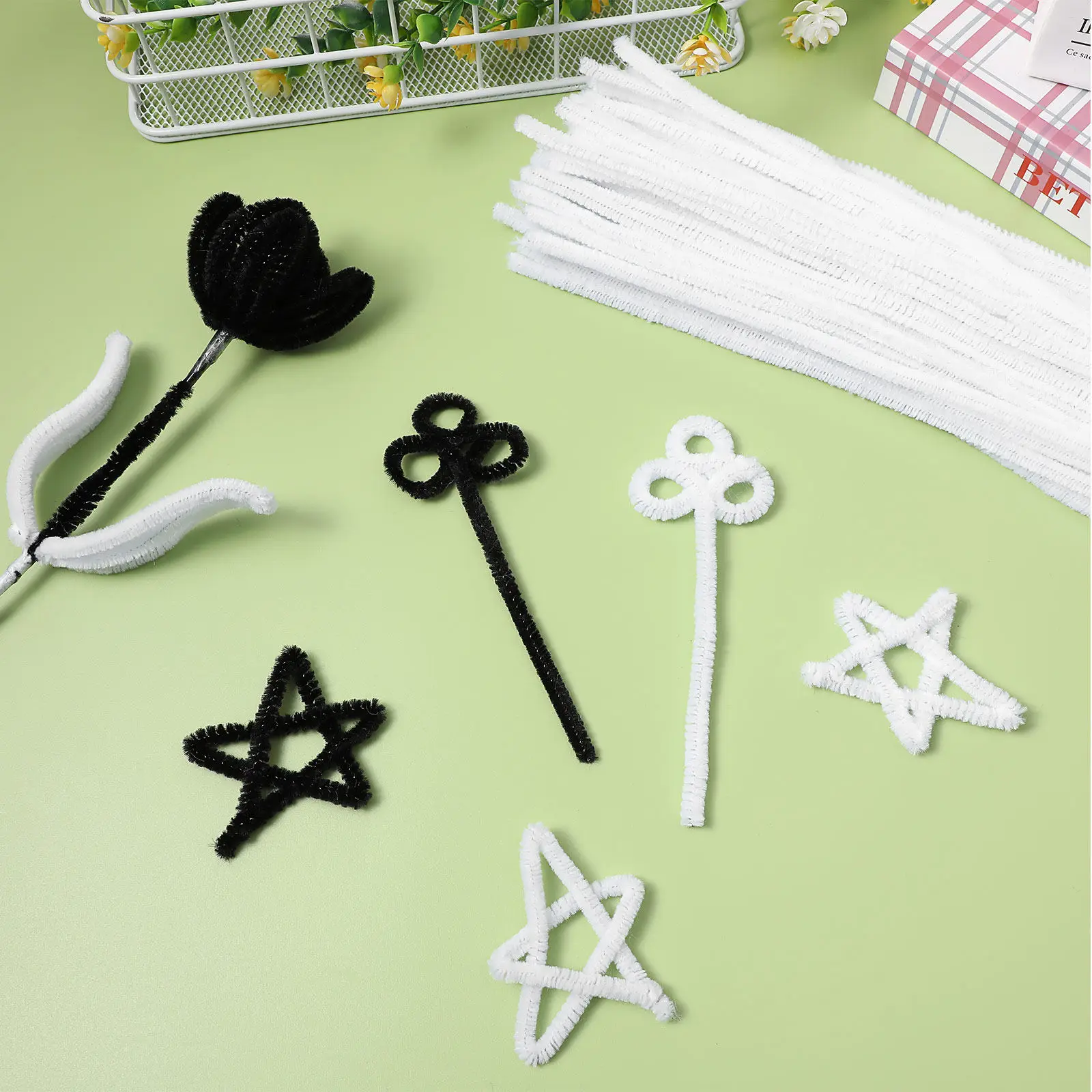 200Pcs Bendable Made of Wire and Soft Fabric Ideal for Kids DIY Projects Creativity Building Craft Kits
