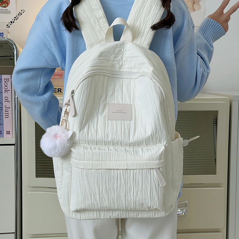 Zaini moda in filo solido in nylon Casual versatile 2025 Borse da donna di alta qualità Nuova borsa da donna di alta qualità Mochila Mujer