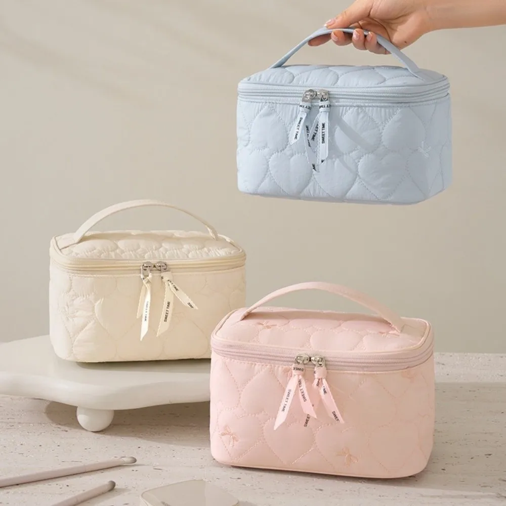 Large Capacity Women Makeup Bag Heart Print Handheld Travel Washroom Bag Double Zipper Waterproof Cosmetics Storage Bag Ladies
