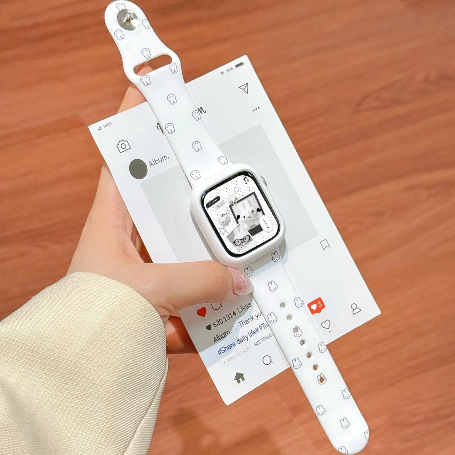 Kawaii Polka Dot Print Miffy Wristband Skin-friendly Silicone Watch Strap for IWatch S11 S10 S9 Daily Fashion Accessory Lovely