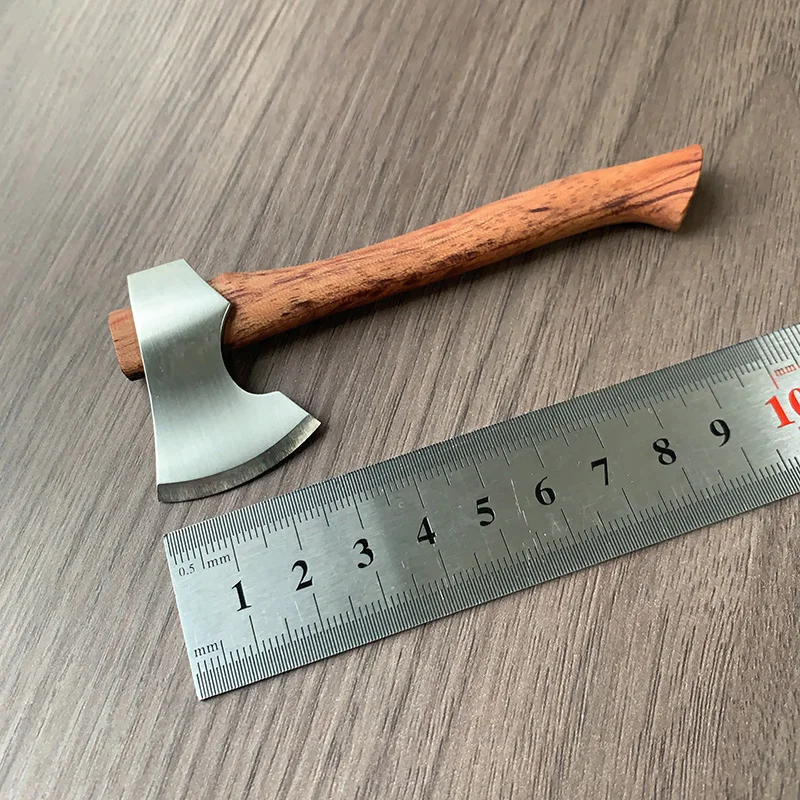 Imagem -02 - Mini Mountain Axe com Cabo de Madeira Outdoor Camping Utility Pocket Edc Faca de Lâmina Fixa Ferramentas Manuais para a Sobrevivência Aço Inoxidável