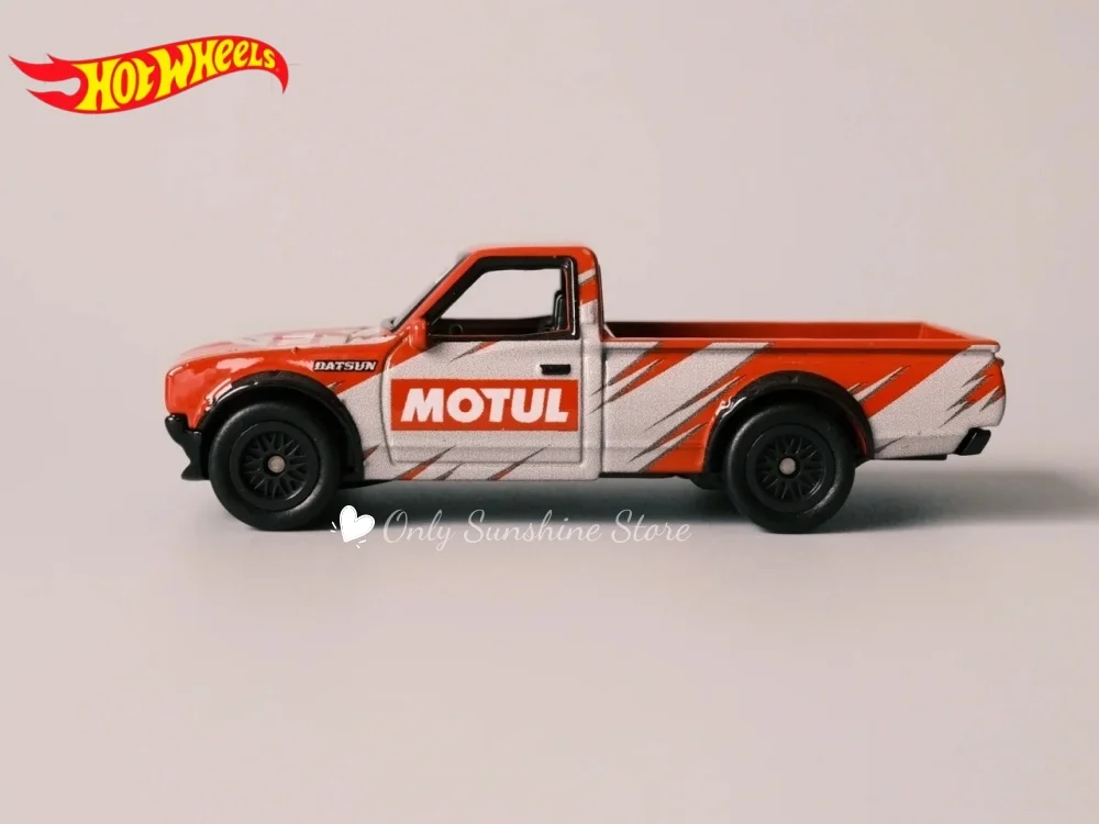 Hotwheels DLB45 Batch U Datsun 620 Chevrolet Volkswagen T1 Bus Popular Culture Pressed Cast Collectible Toy Vehicle Model