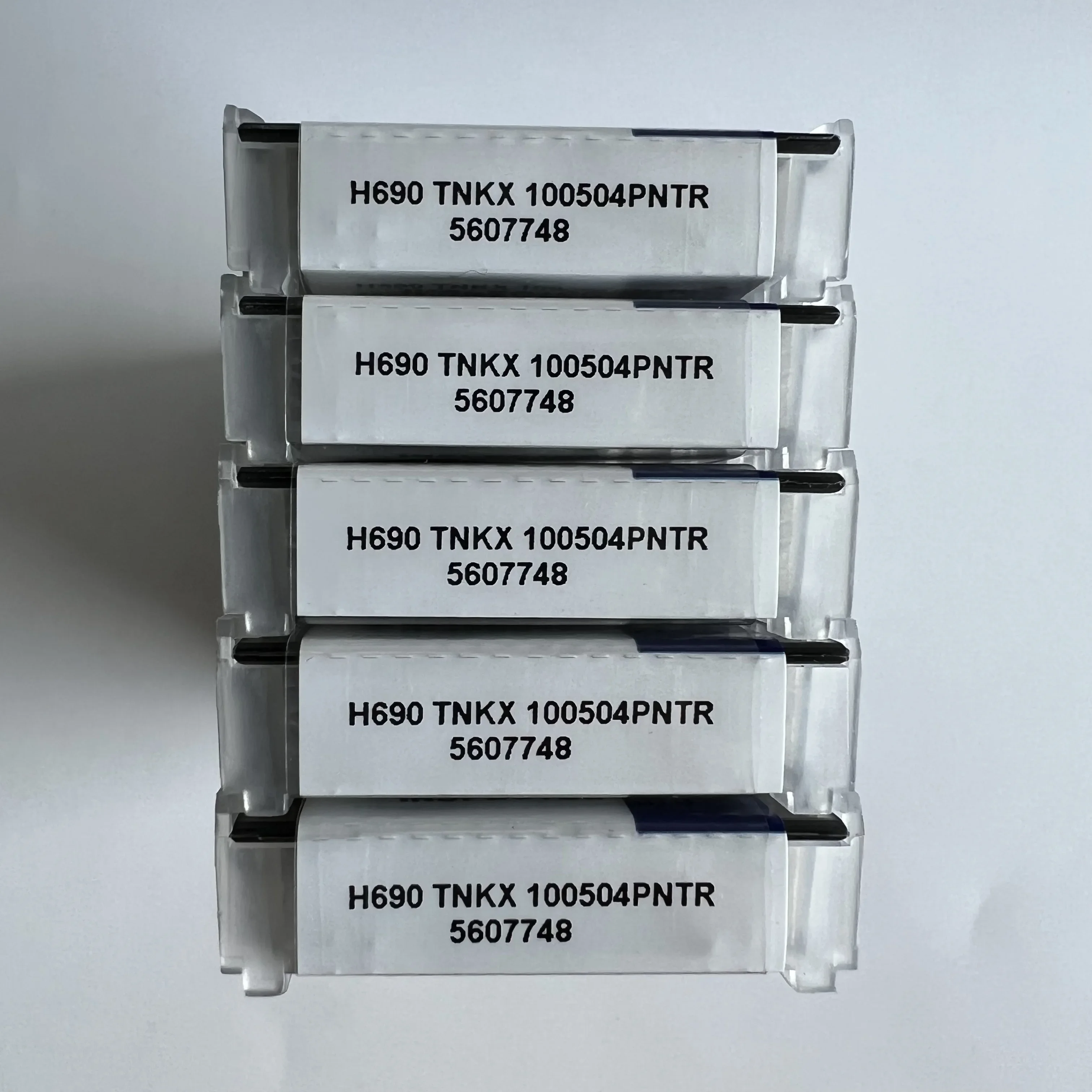 

H690TNKX100504PNTR IC830 Alloy blade