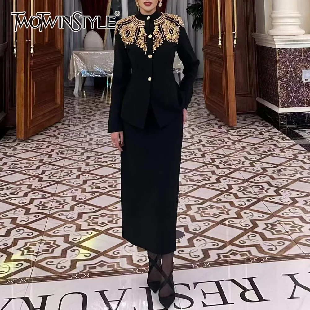 

TWOTWINSTYLE черный комплект из двух предметов с бисером, женская куртка с воротником-стойкой и длинными рукавами, элегантный роскошный женский комплект с юбкой, модный комплект