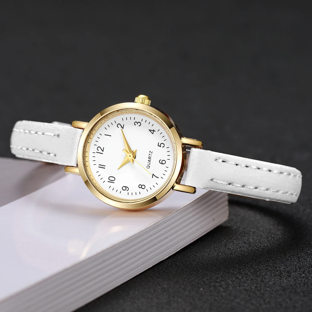 Fashion Small Dial Women's Quartz Watch