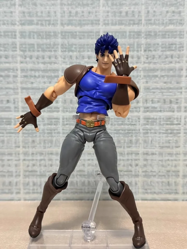 

Фигурка Bandai S.H.Figuarts «Горячая распродажа»: Коллекционная аниме-фигурка Джонатана Джостара из «Безумных приключений» (Phantom Blood), подвижная, в наличии