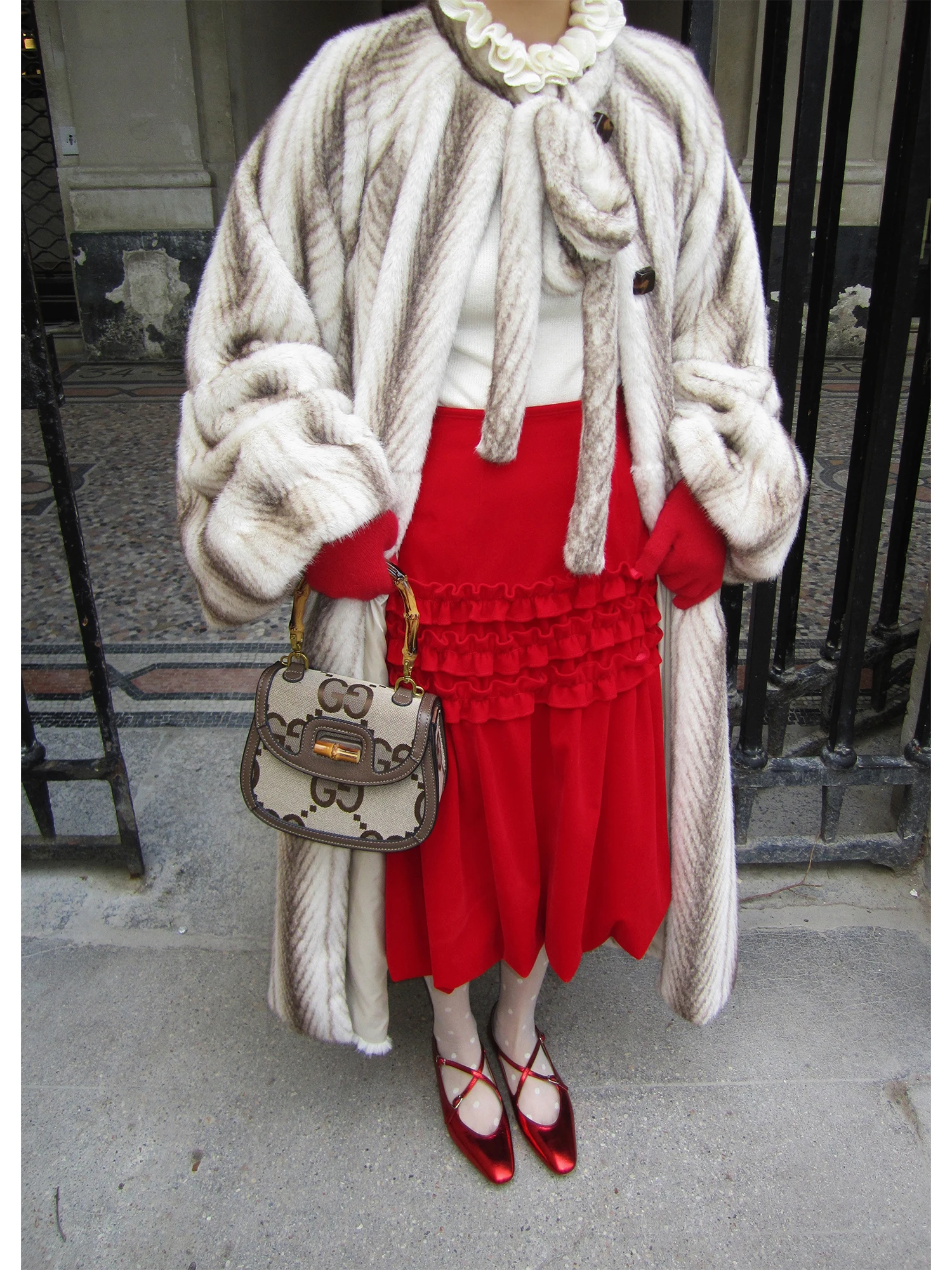 

Weinisian New 2025 Women's Knitted Base irt Floral Lace Outerwear Inner Match Long Sve Mid-Length Polyester Blend