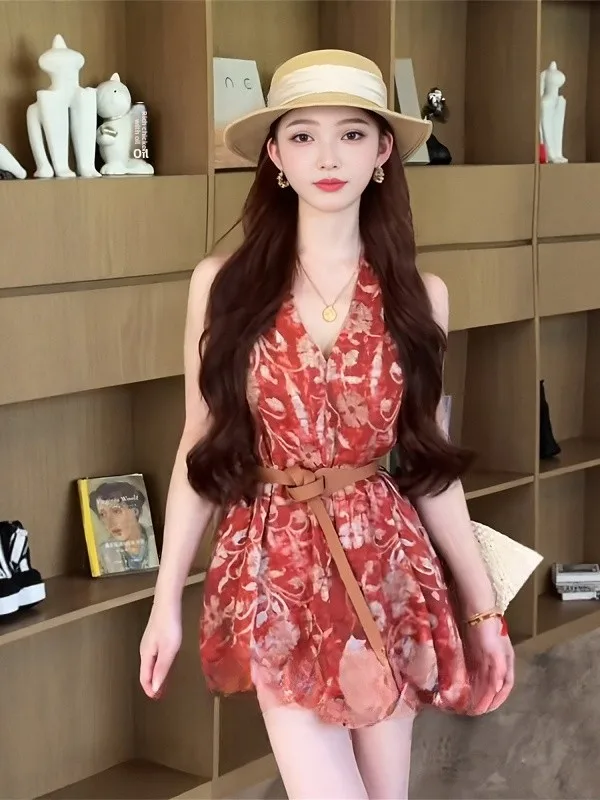 

Ретро-красный цветочный топ с V-образным вырезом для женщин, летняя новинка, модный, с завышенной талией, приталенный, для повседневной носки, стандартный крой, короткий рукав