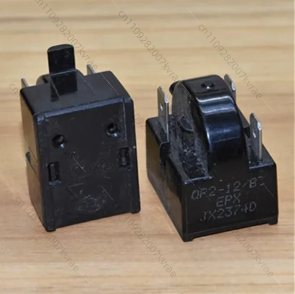 

1pcs Refrigerator freezer compressor PTC starter overload thermal protector QP2-12/B3 three inserts feet accessories