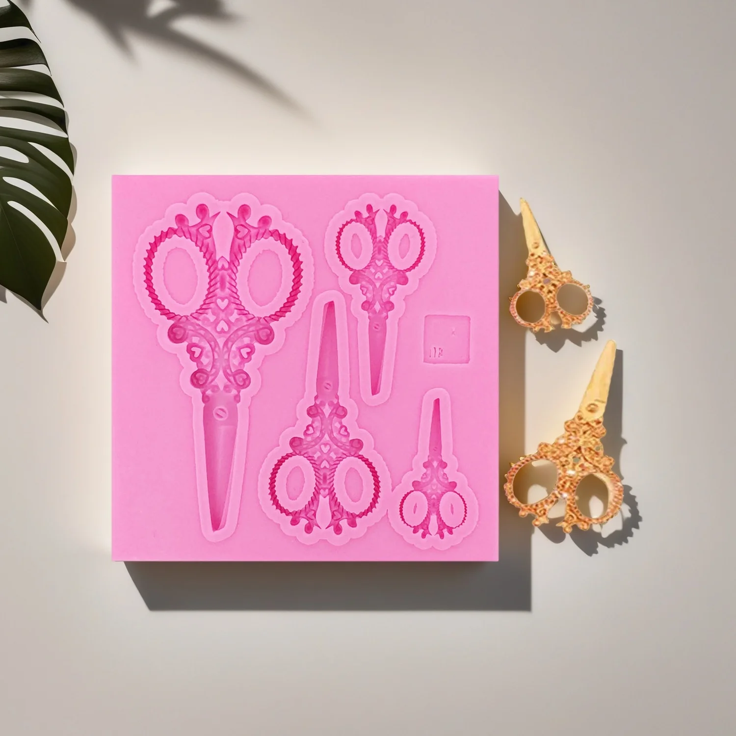 Makeup Tools Silicone Mold Lipstick Perfume Makeup Scissors Hair Tools Shape Cake Chocolate Clay Jewelry Resin Mold