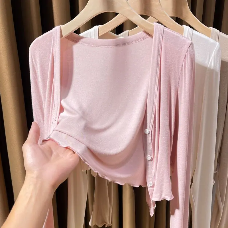 プラスサイズモーダルショルダーショール日焼け防止服女性の太ったMM夏小さなアウターカバーシャツ薄いアウターウェア