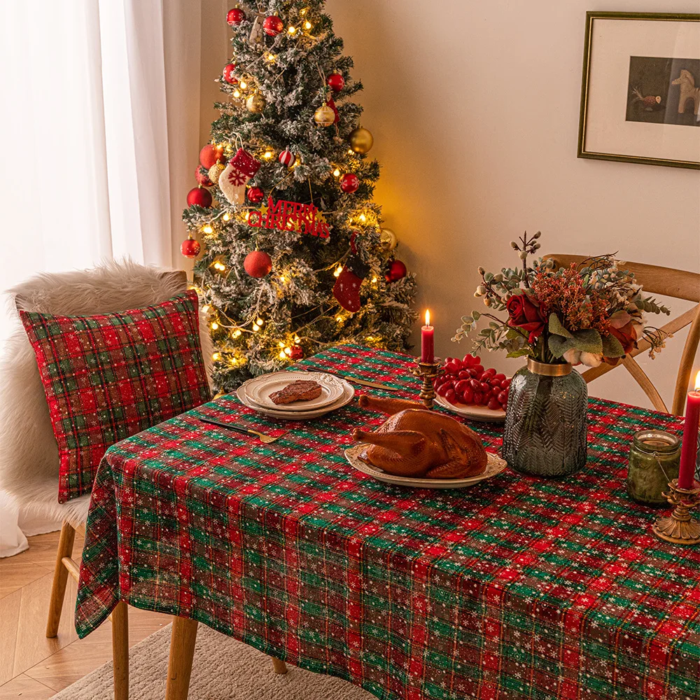 

Christmas Plaid Snowflake Tablecloth Print Rectangular Atmosphere Decorative Table Mat