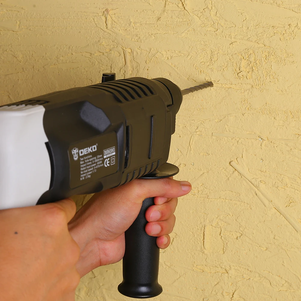 DEKO مطرقة دوارة الحفر الكهربائية مطرقة تأثير الحفر ، 9 قطعة الملحقات مع صندوق BMC ، 4 ajustment اليد واحدة ، وأدوات كهربائية لديي