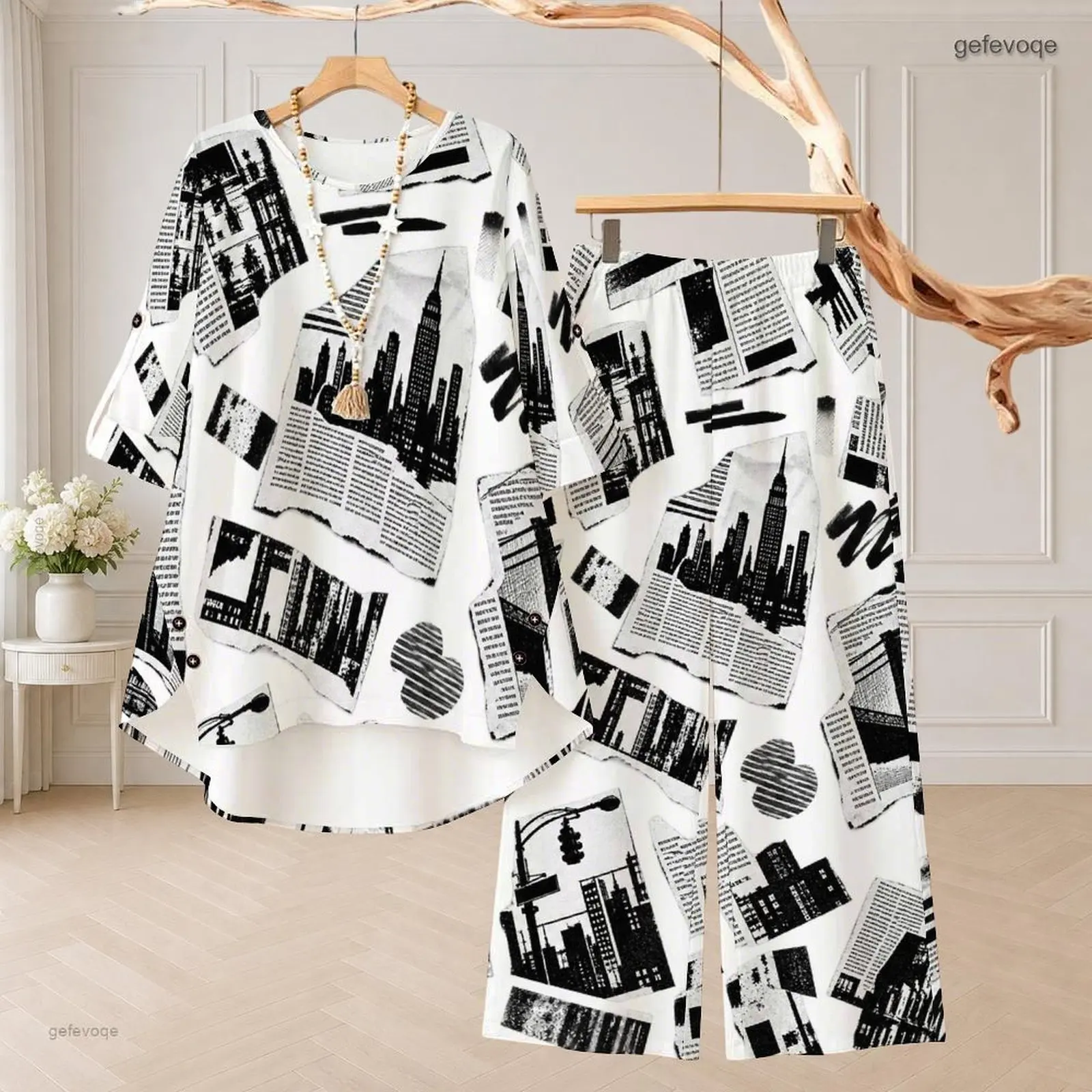 Women Black White Newspaper City Skyline Printed Round Neck 2 Piece Top And Long Pants Set