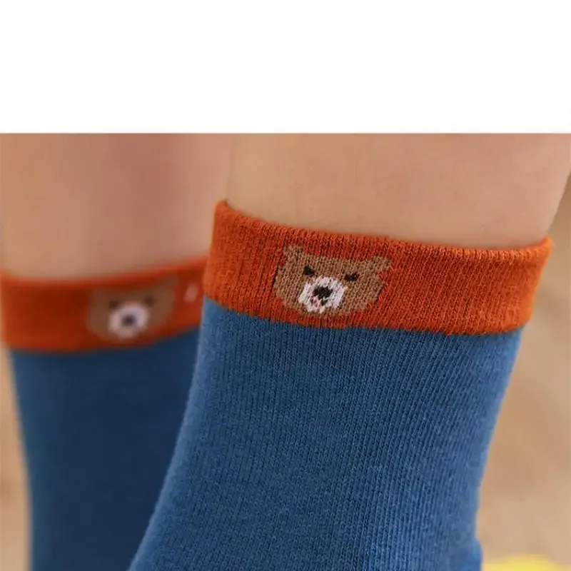 4 Pairs Autumn Winter Five Finger Socks Men / Women's Cotton Bear Color Matching Odor Proof Thick Couples Medium Tube 5 Toe Sock
