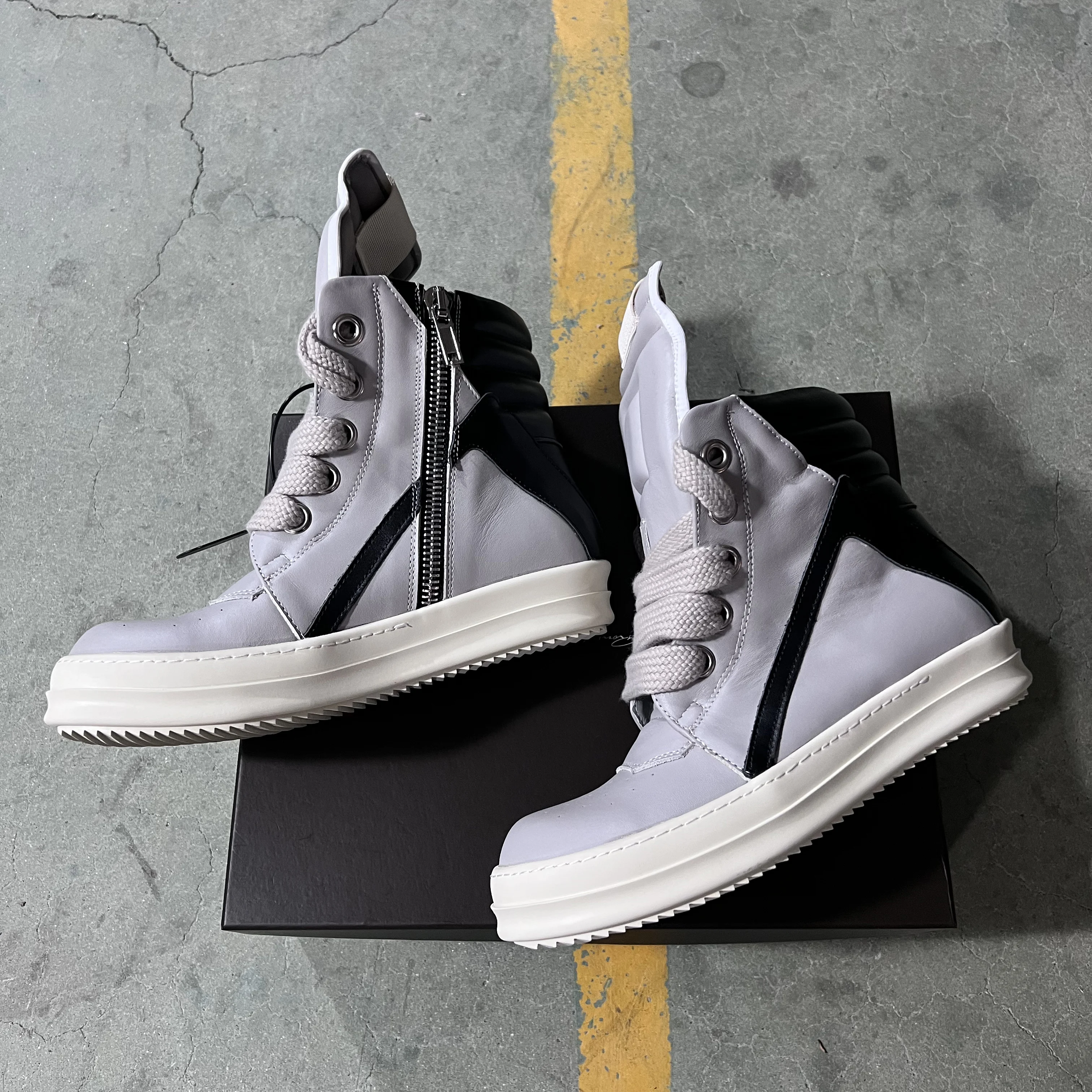 Brand Casual Men Shoe High Top owen Women Sneaker Quality Designer Grey Leather Jumbo Laces Street Flat Thick-sole Ankle Boot