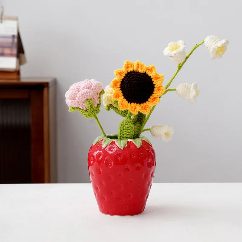 Strawberry ceramic vase decoration living room tabletop flower arrangement home decoration creative vase decoration