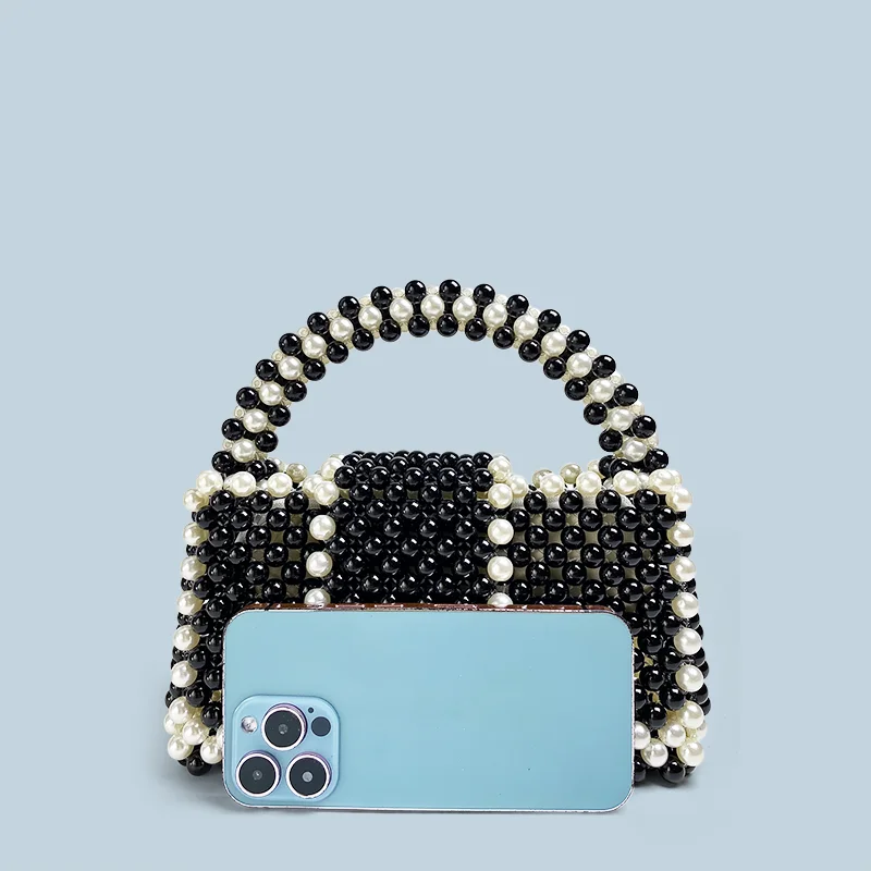 European and American style niche design, high-end texture, pure handmade bead color blocked flip handbag
