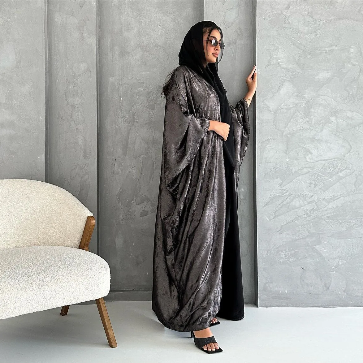 Summer European American Muslim Fashion Women Golden Silver Casual Trendy Elegant Long Sleeve Open Stitch Cardigans Female Coats