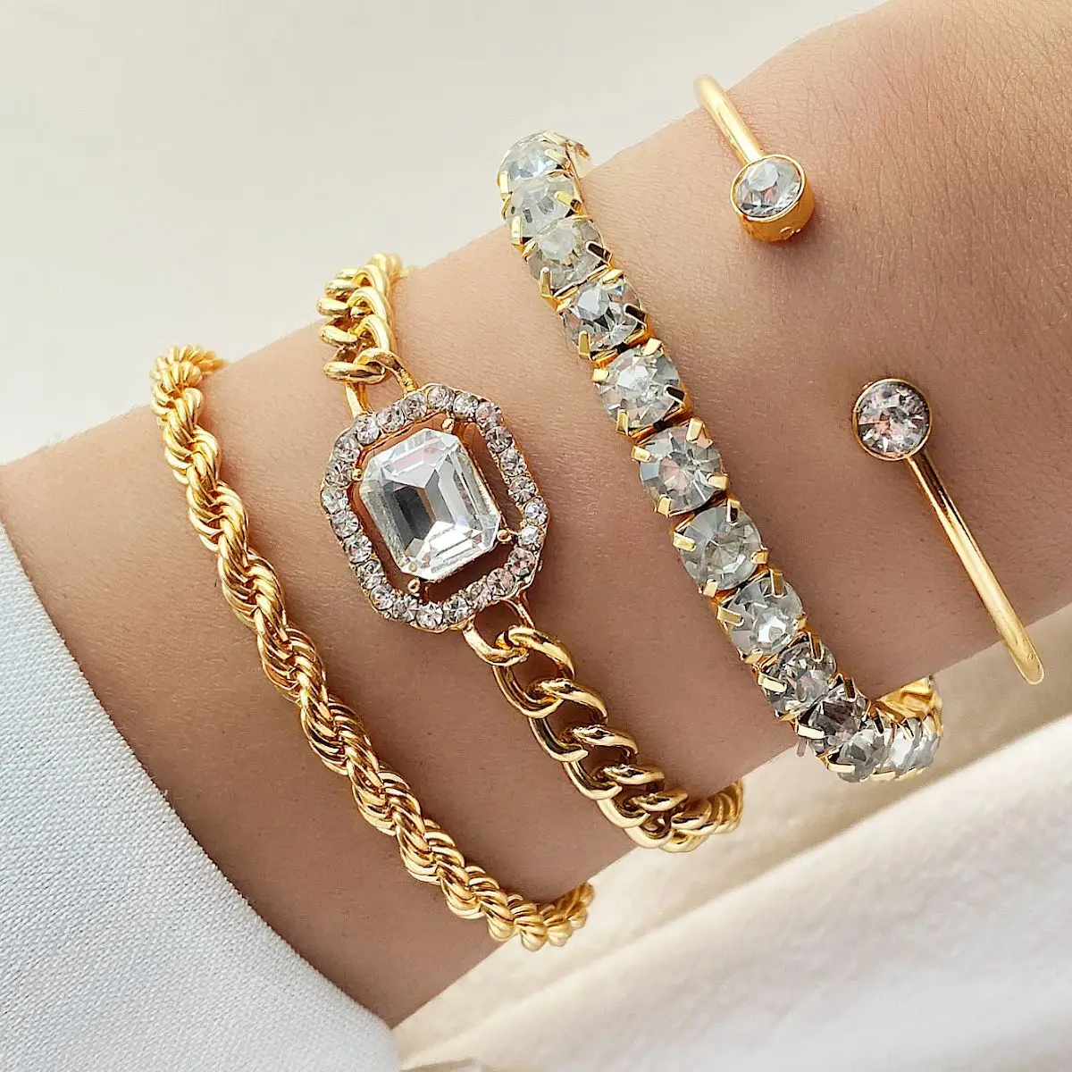 

4 PCS Multi-layer Zircon Alloy Bracelets Adjustable Bangle Men's and Women's Retro Punk Style 2023 Fashion Jewelry