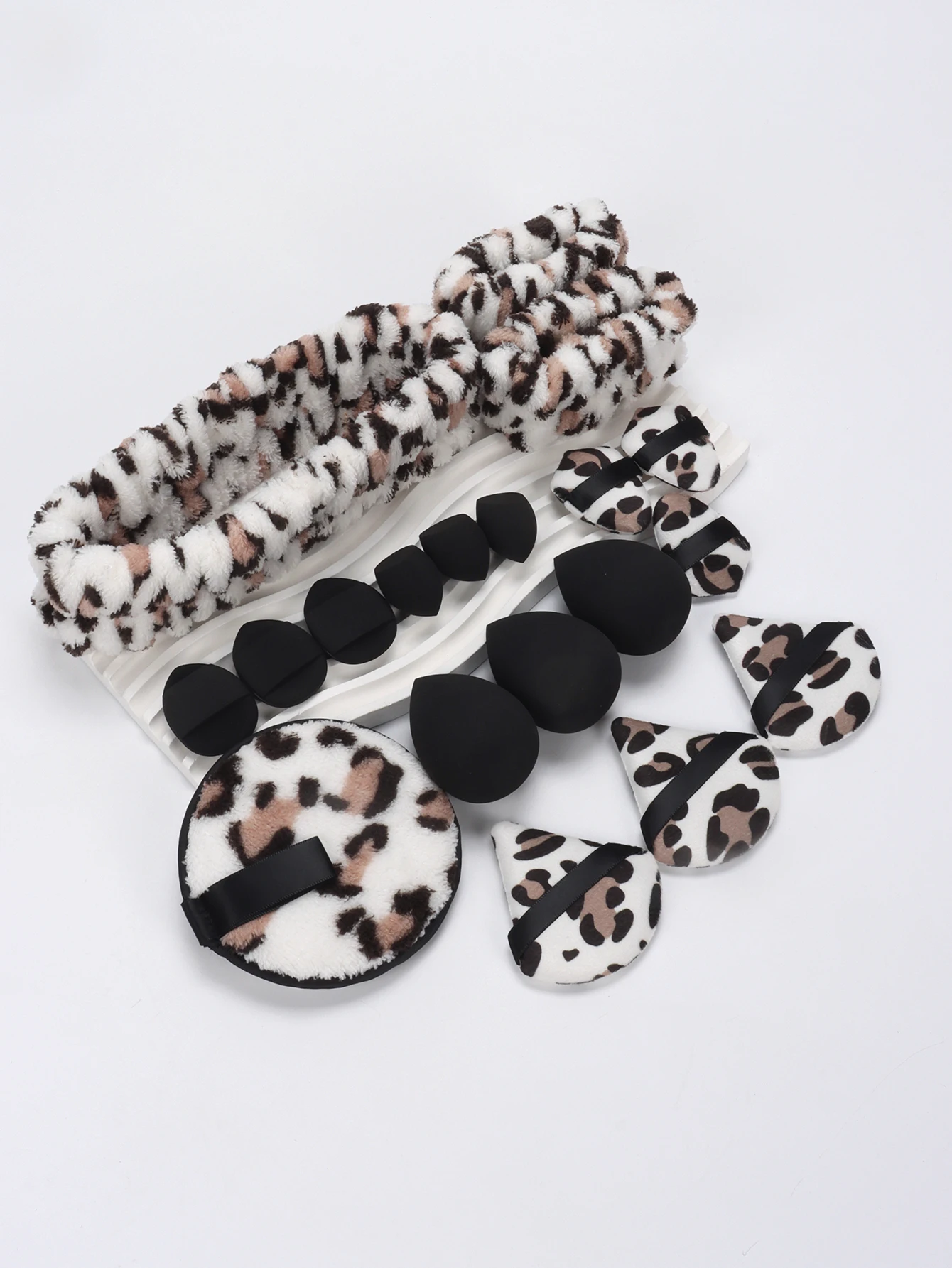 The 19-Piece Headband Set Is Not Available, It Is Made of Latex, and It Becomes Larger When Exposed to Water, and Is Suitable Fo