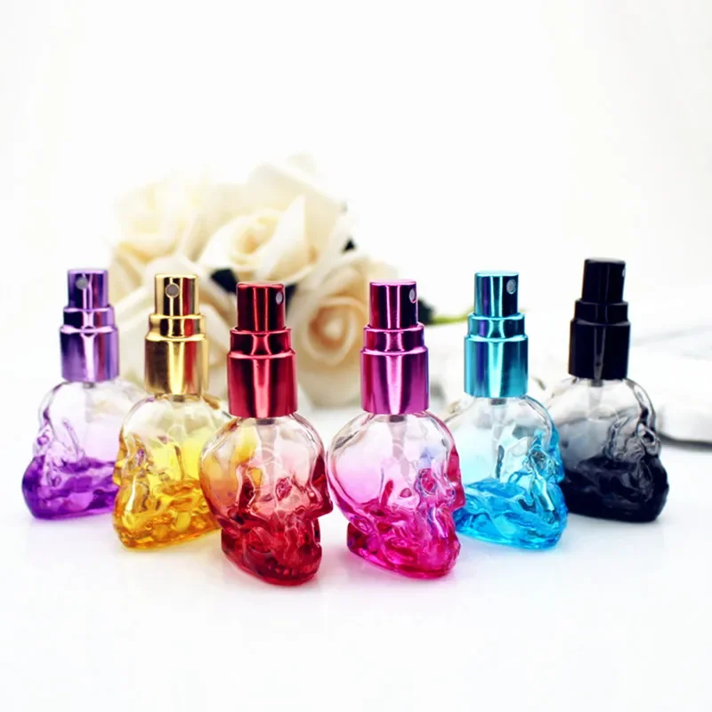 1PC 8ml Skull Design Perfume Bottle Portable Travel Perfume Atomizer Glass Spray Scent Pump Case Empty Mix Color