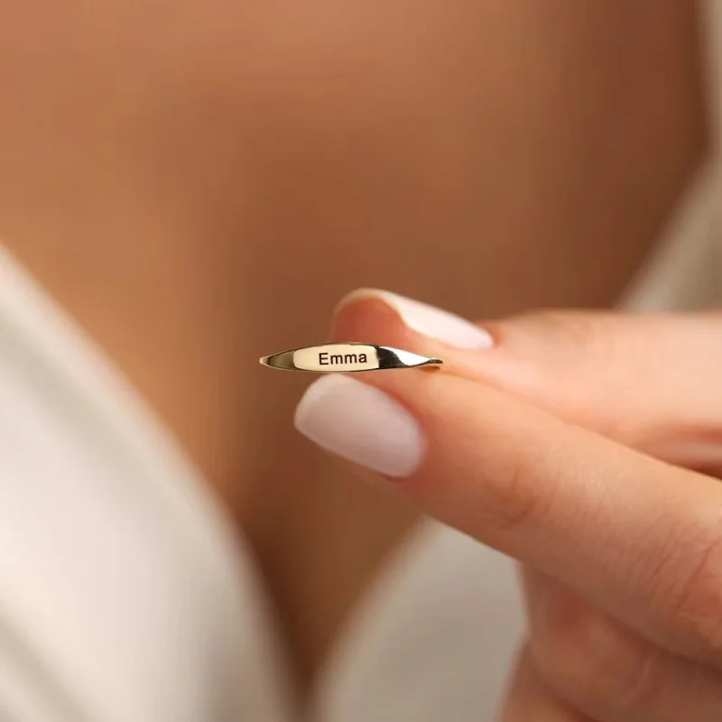 

Персонализированные кольца с именем для женщин из нержавеющей стали золотого цвета, с гравировкой даты и номера, ювелирные изделия, подарок на День святого Валентина