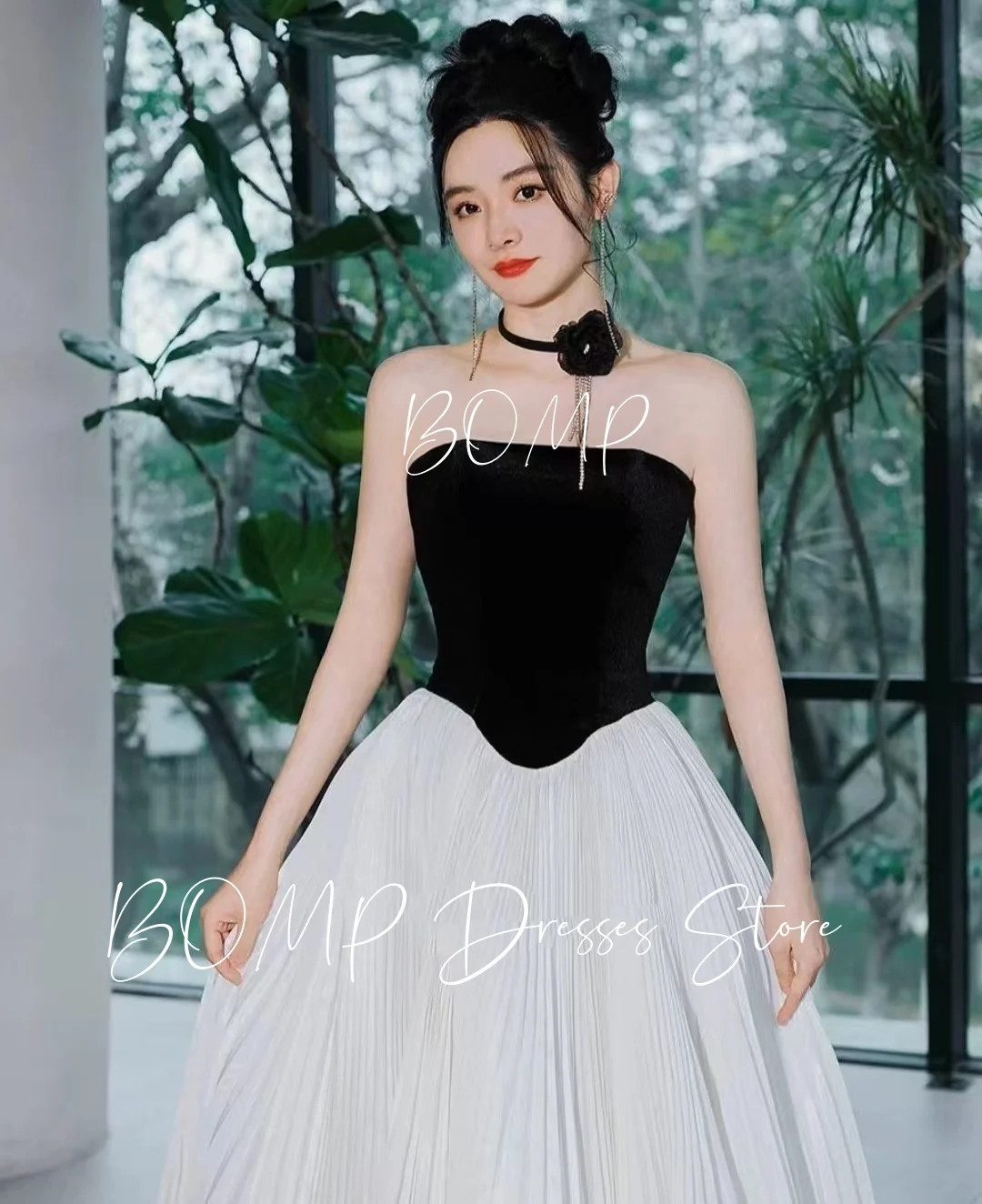 BOMP Abito da cerimonia nuziale con pieghe a contrasto principessa senza spalline A-Line in raso Corea Servizio fotografico Abito da ricevimento nuziale personalizzato