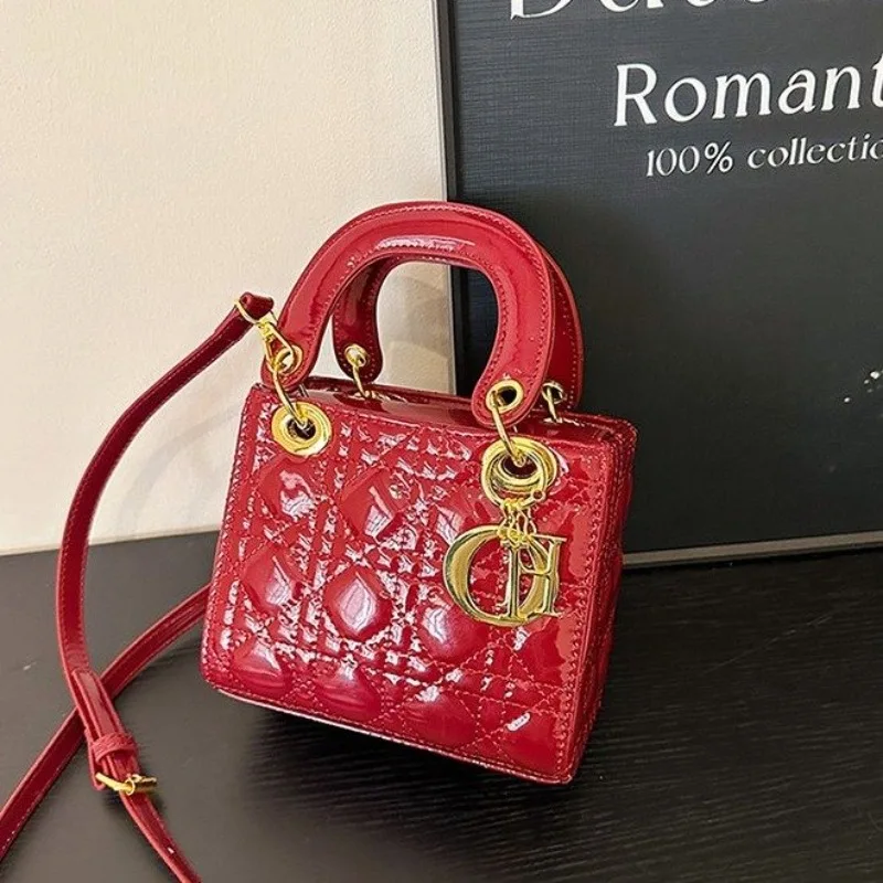 

Женская легкая сумка через плечо, которую легко носить с собой, для путешествий и осмотра достопримечательностей, без исследования