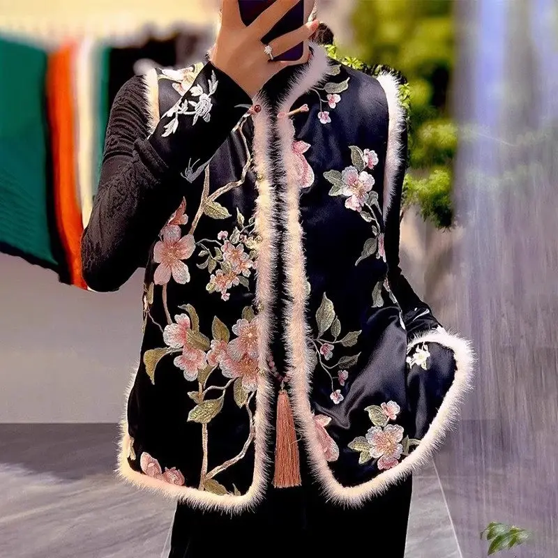 

2024 Chinese Style Fur Edge Vest Coat For Women's Autumn And Winter High-End Cotton Thickened Waistcoat Sleeveless Jacket Z4618