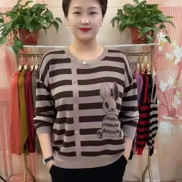 Slimming Mom Middle-Aged And Elderly Loose Long Sleeve round Neck Base Layer Top Spring Autumn Casual Style Polyester T-Shirt