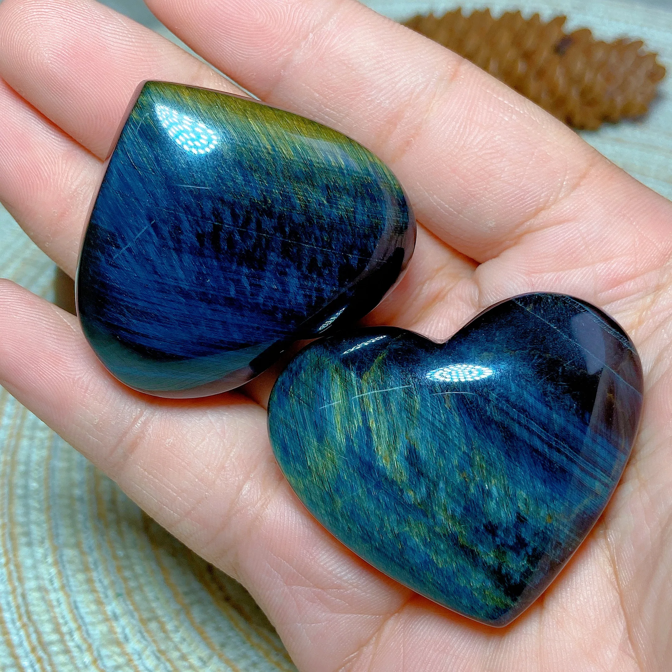 Natural Crystal Blue Tiger Eye Heart Love Polished Energy Reiki Ornament Healing High Quality Home Decoration Gift Ore Crystals