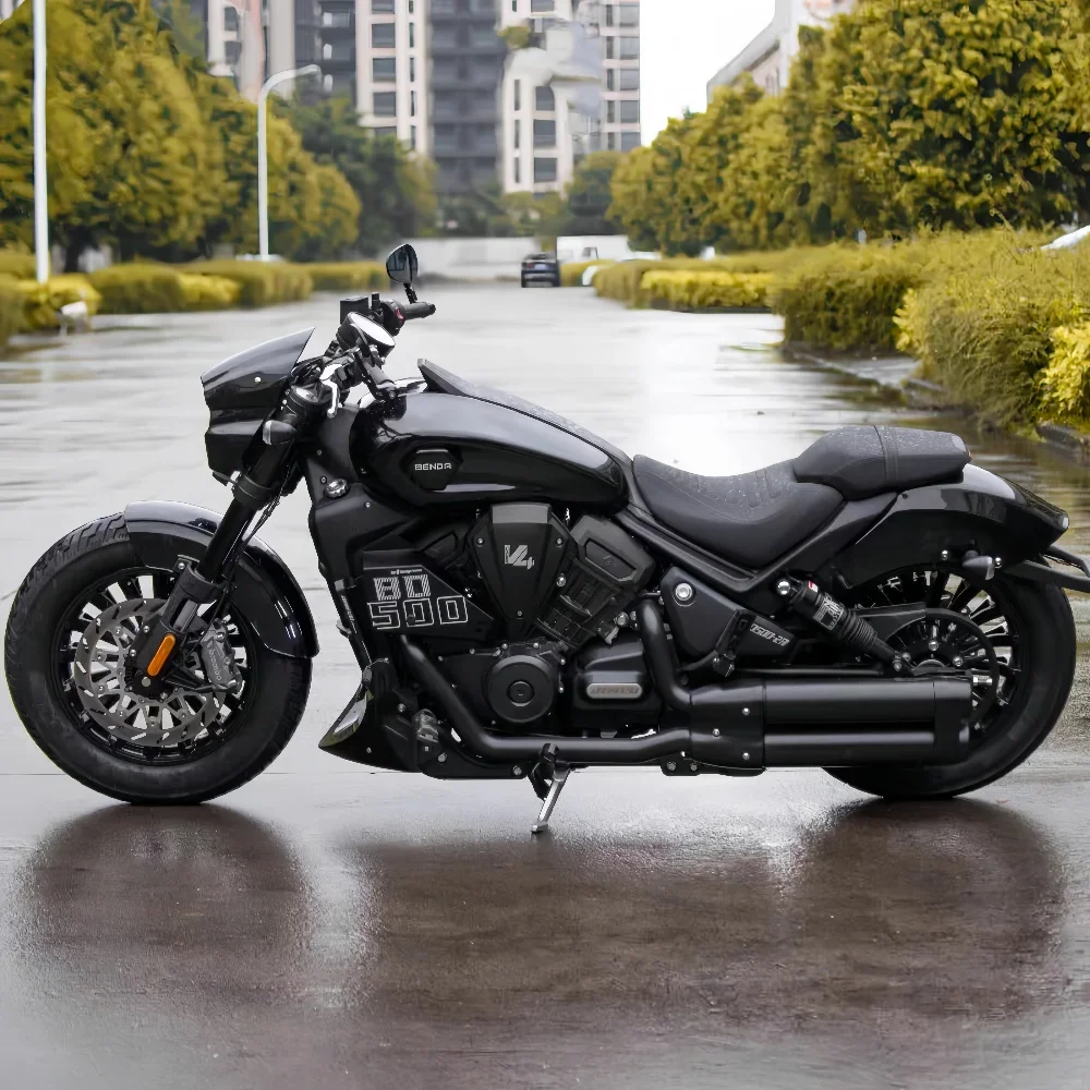 È adatto per la motocicletta Benda Black Flag 500 per rimontare la copertura della guida dell'aria per ridurre la temperatura delle gambe.