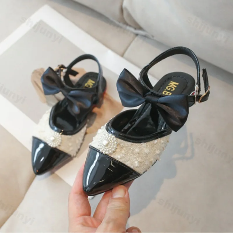 Girl's Leather Shoes Pointed Toe Patent Leather Pearl Elegant Summer 2025 Flat Shoes Fashion Soft Sole Wedding Princess Shoes