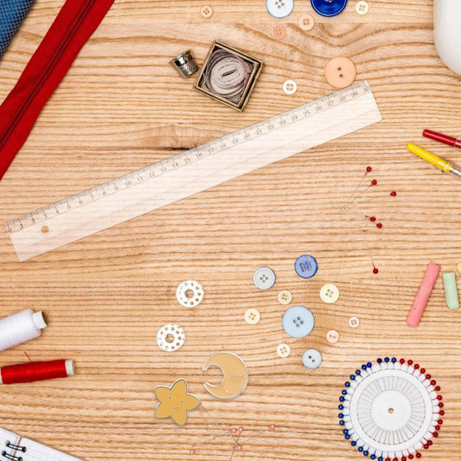 

2Pcs Five Pointed Star Brooches Zinc Alloy Antiexposure Pins Japanese Design Metal Lapel Pins Hat Tie Charm Christmas