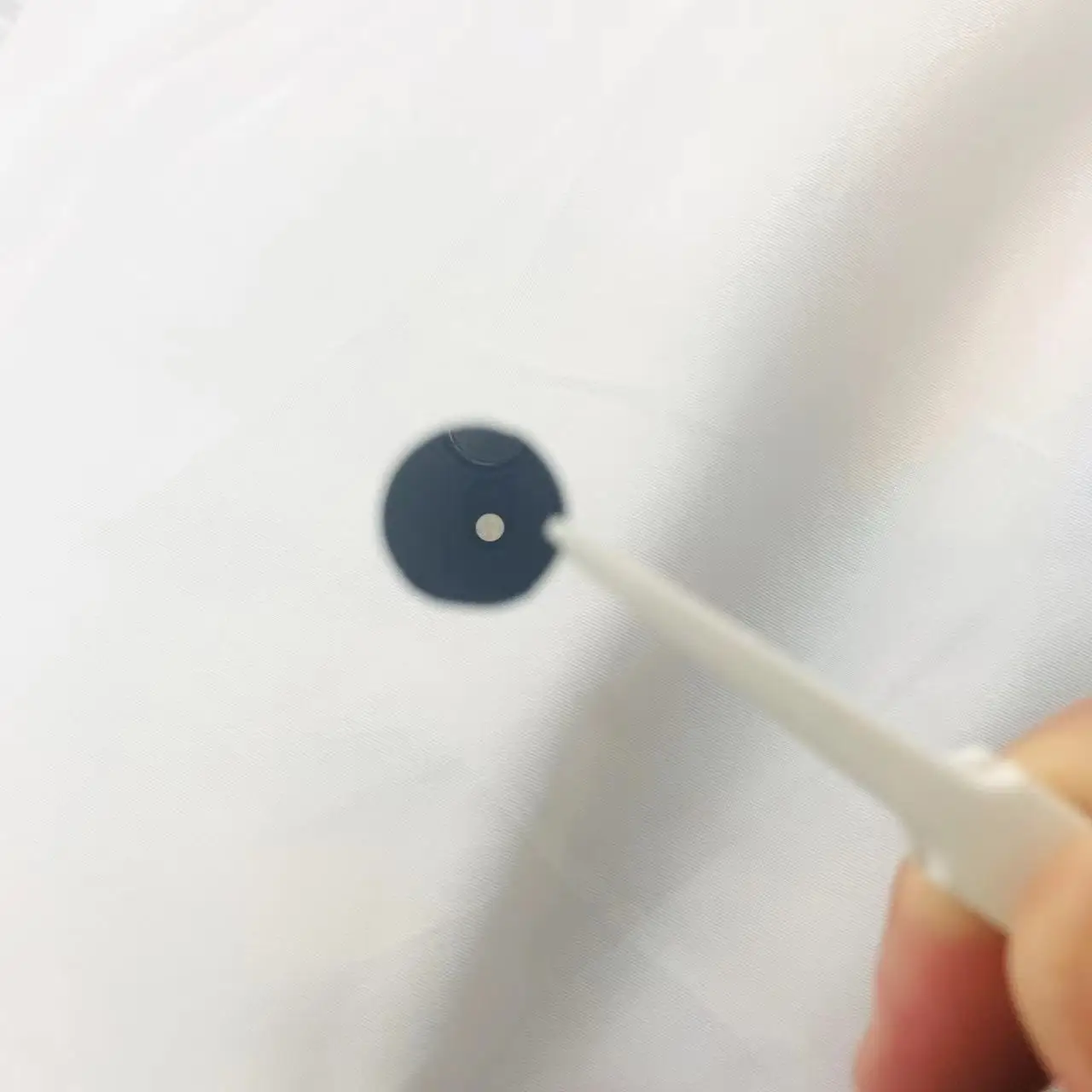 قطر 12.7 مللي متر و 1 مللي متر سميكة 785nm IR شريط ضيق تمرير مرشح الزجاج لليزر