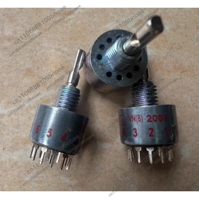 Accessory: 1pc band switch, 13-pin, 5-position, rotatable 4 times