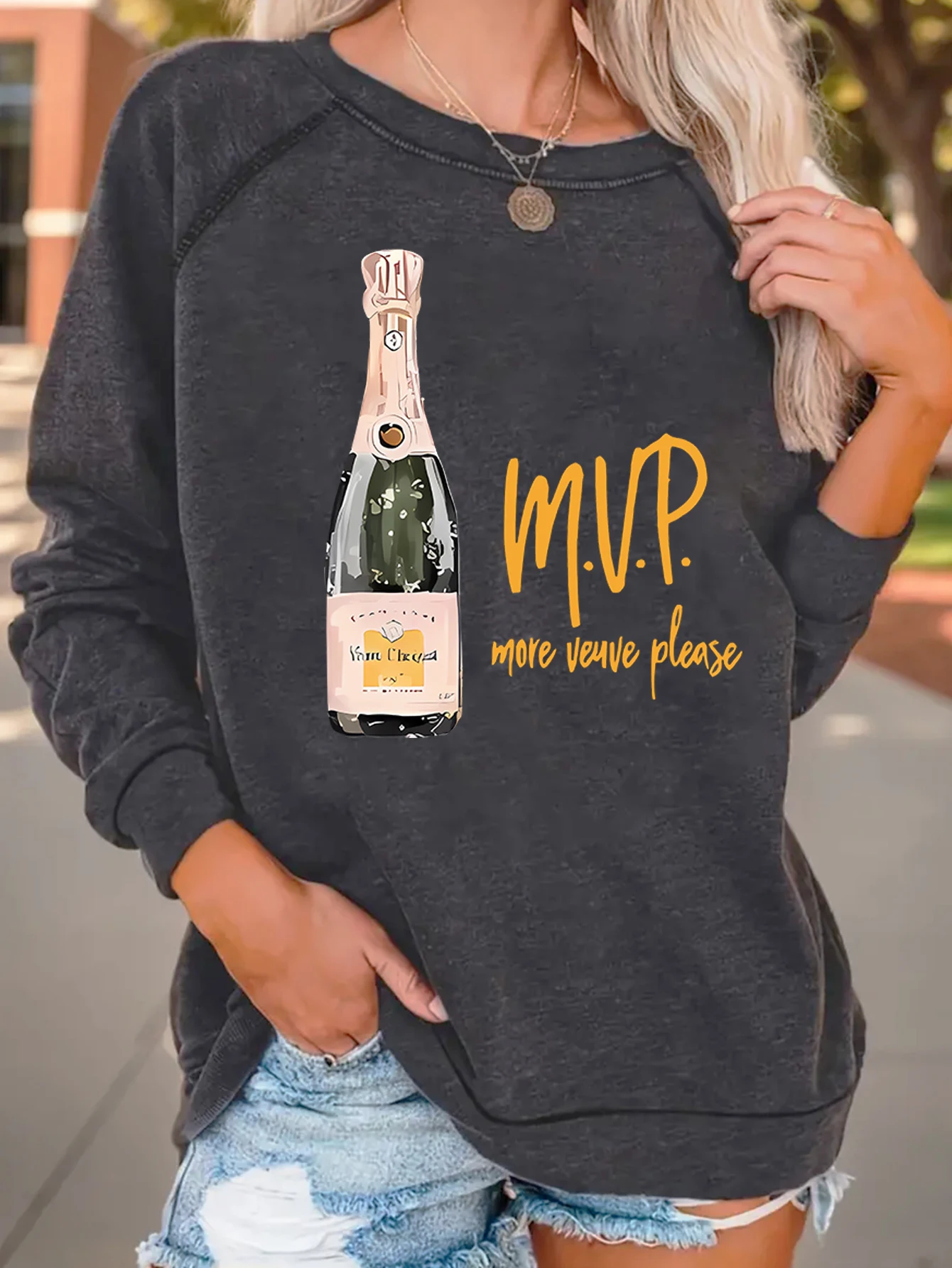 Please send me more Champagne print sweatshirts Casual Crew collar sweatshirts Winter and fall women's shoulder hoodies