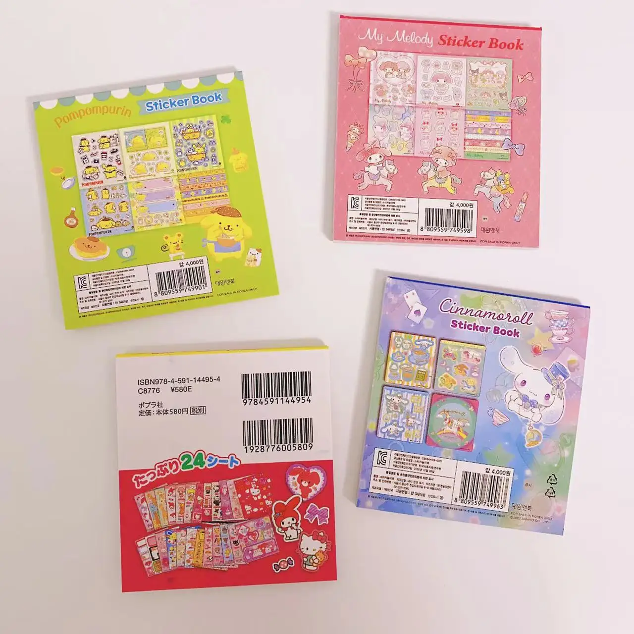 24-page Cartoon Sanrio Sticker Handbook Notebook Notes Decorative Sticker Set Cute Creative DIY Sticker Book Toy Gift