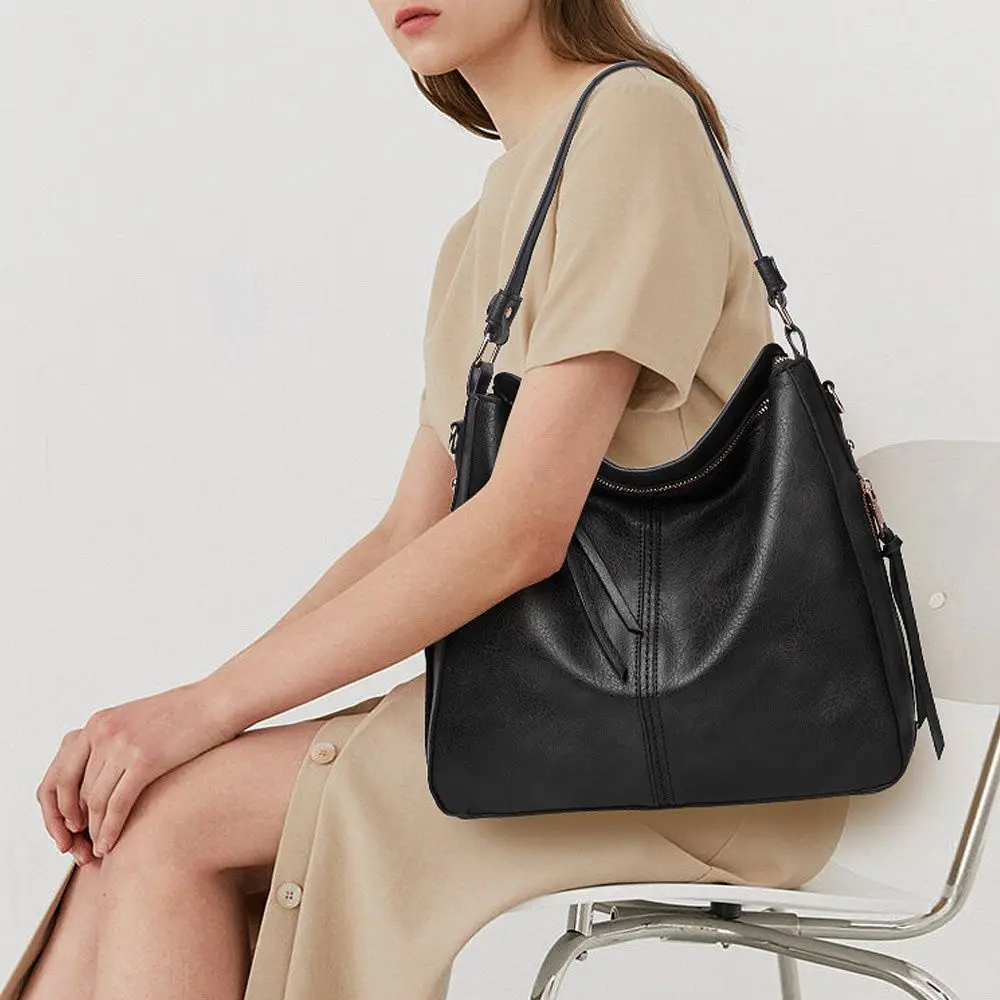 

Casual Style PU Leather Handbags Large Capacity Crossbody Bags Casual Style Tote Bag Simple Design Shoulder Strap