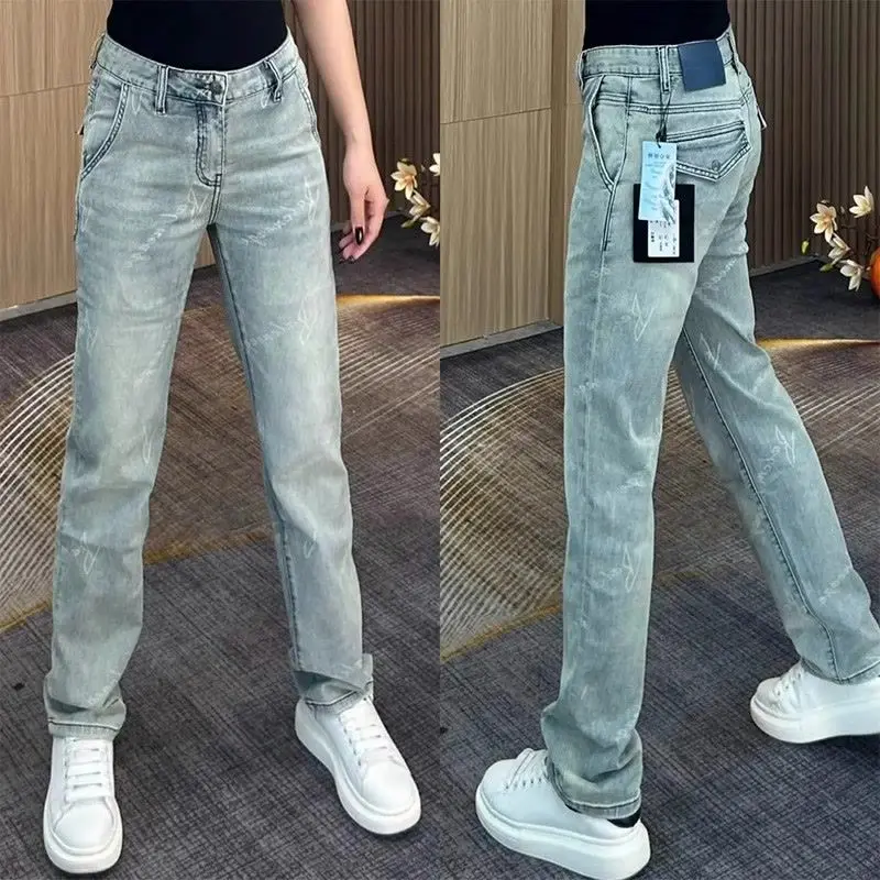 Originele herfstkleding jeans heren 2025, merk met lettergedrukte casual broek, merk lichte luxe elastische slanke rechte broek