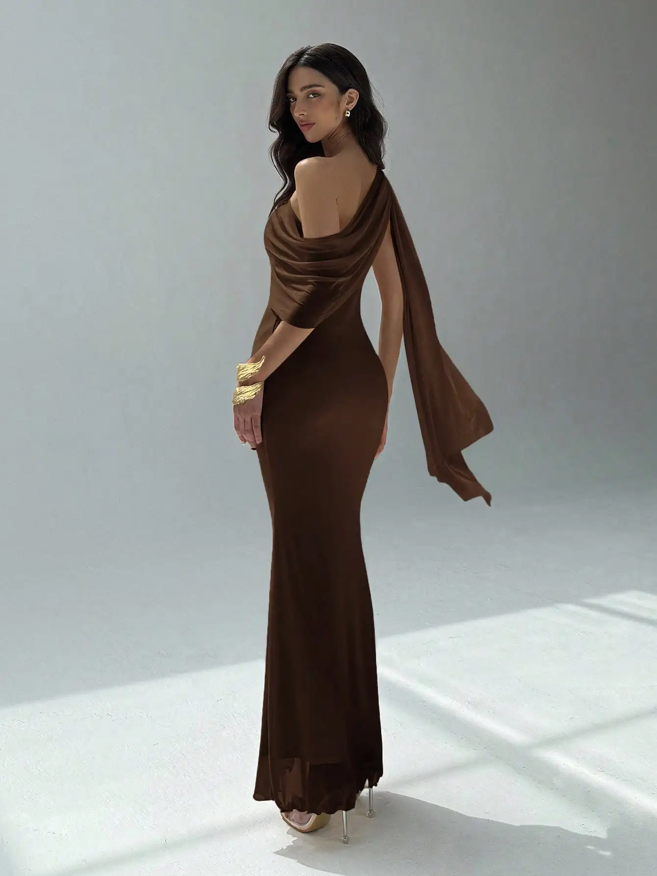 

Elegant Solid Color Asymmetrical One Shoulder Long Dress For Women