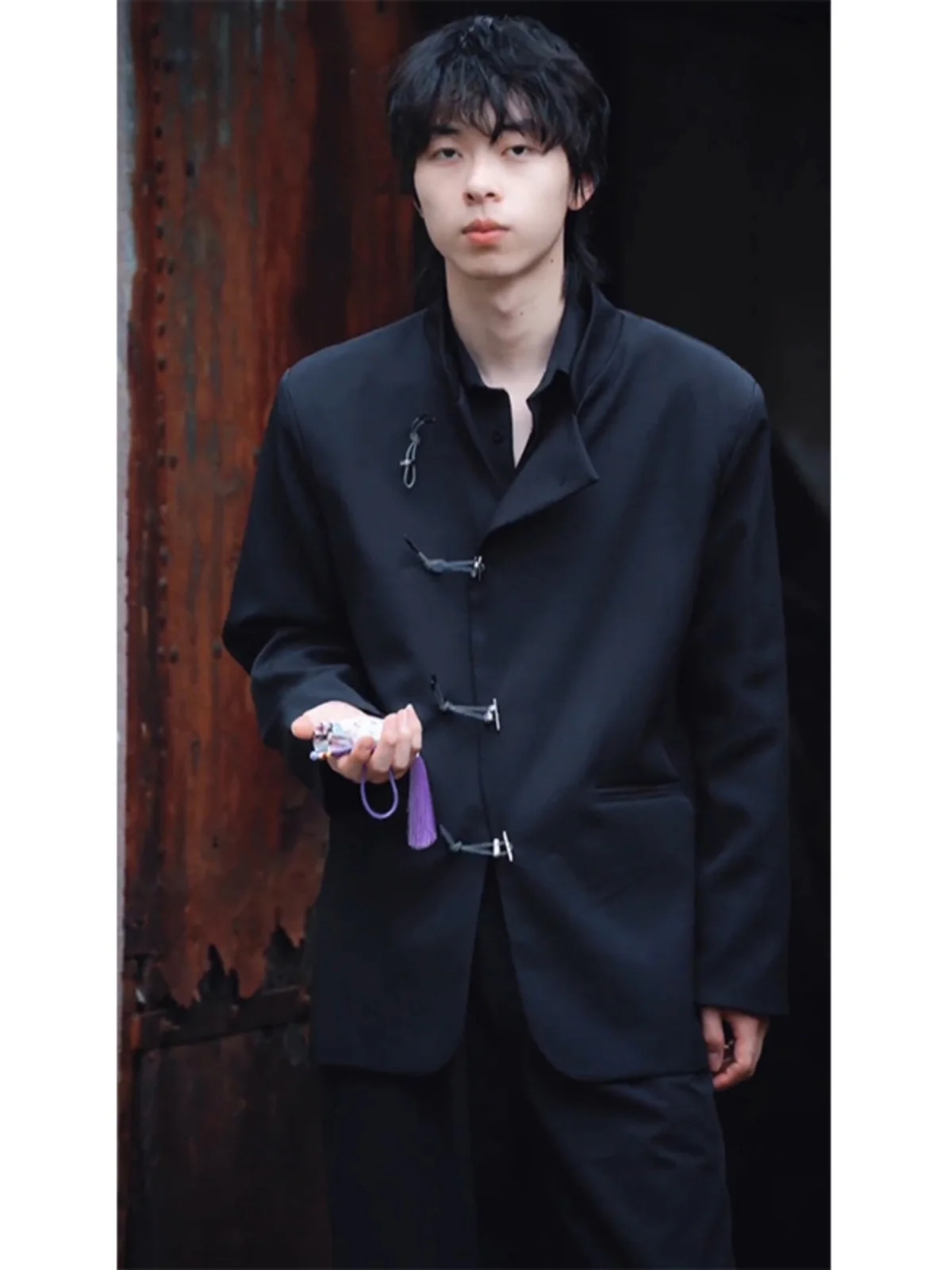 

New Chinese Sle Men's Casual Wedding Suit Jaet Button Design High-End Feeling Long Sve Polyester Fiber Stand Fit