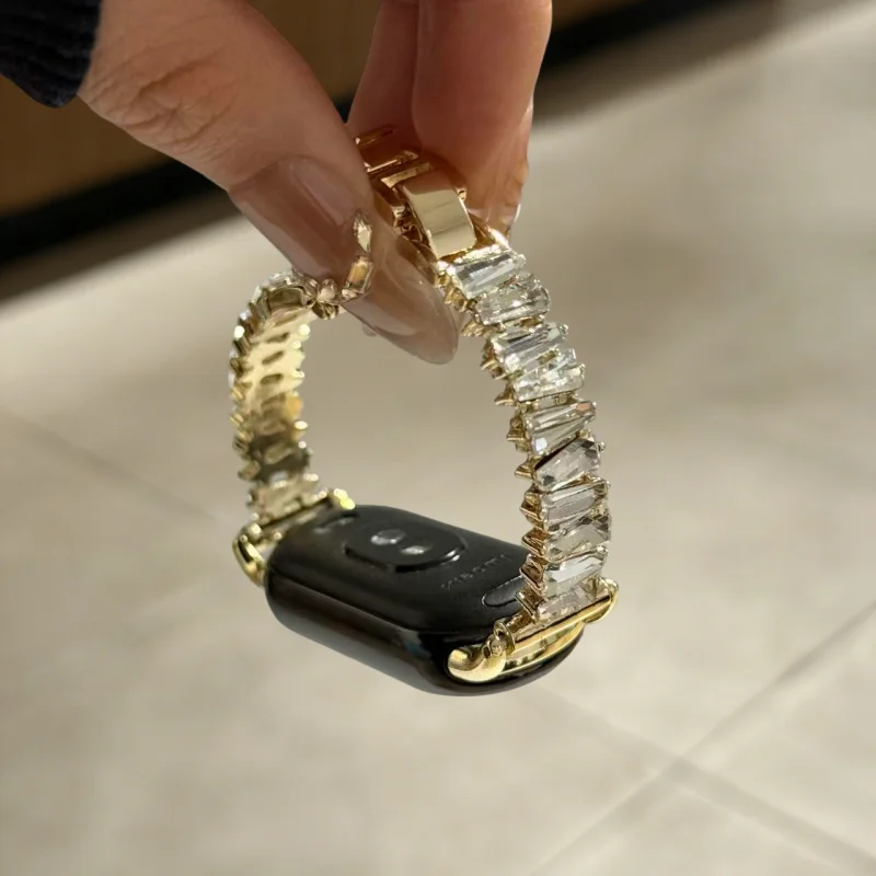 Irregular Diamond Studded Metal Strap Suitable for Xiaomi Band 8Pro/9Pro, For Mi Band 3/4/5/6/7, 8/8NFC/9/9NFC/10/10NFC, For Red - view 6