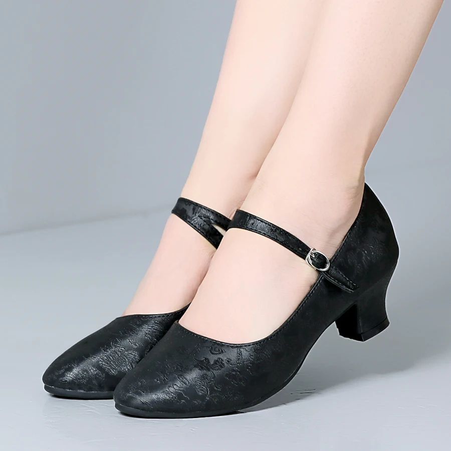 Women's Professional Latin Dance Shoes Closed Toe Salsa Tango Ballroom Standard Performance Dance Shoes Women Heels